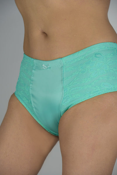 Limited Edition Max Smooth Everyday Tucking Briefer with Lace