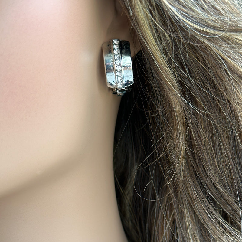 Cute Clip earrings - Rhinestone detail