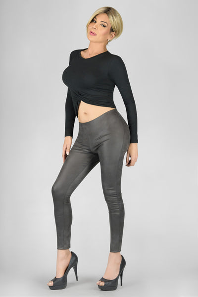 En Femme Criss Cross Style Crop Top - Long sleeve