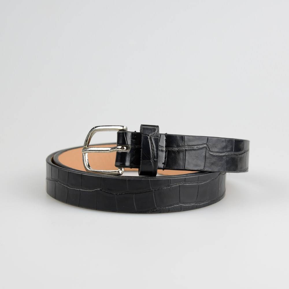 Enbosssed Faux Crocodile Pattern Belt