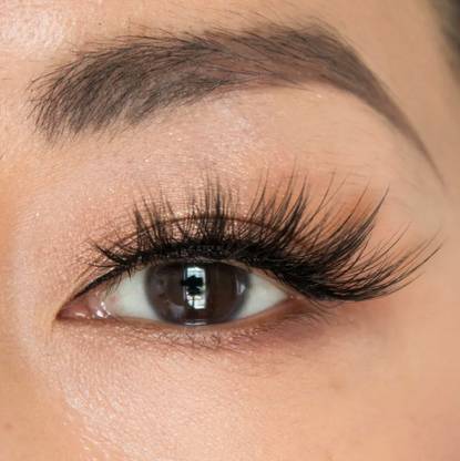 Bold, Fluffy, Dramatic Lashes