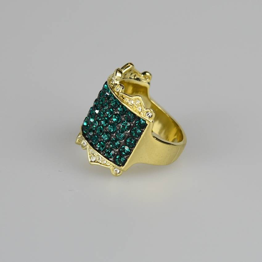 Brilliant Wide Pavé Ring